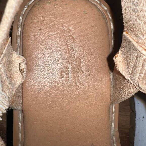 Tan Universal Threads Justine Platform Buckle Closure Sandals Size 6 - Picture 9 of 12